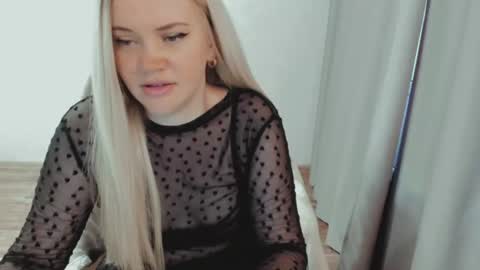 Ella online show from 25, 6, 2026