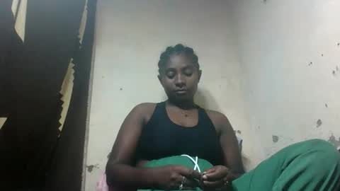 Snapshot of eliannee chatting on 22, 12, 2025 eliannee online show from 22, 12, 2025