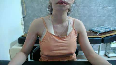 Snapshot of eliesweet9x chatting on 9, 9, 2025 eliesweet9x online show from 9, 9, 2025