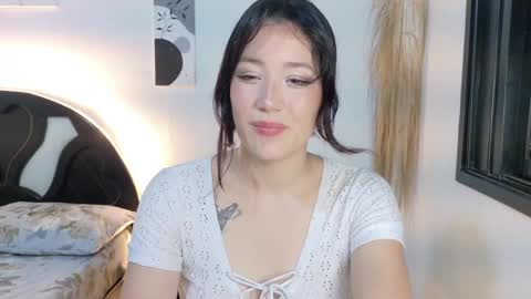 eliiih_ online show from 27, 4, 2026