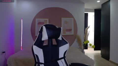 Snapshot of eliiih_ chatting on 17, 5, 2026 eliiih_ online show from 17, 5, 2026