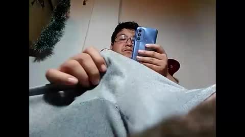 Snapshot of elimposstor chatting on 9, 1, 2025 elimposstor online show from 9, 1, 2025