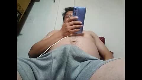 Snapshot of elimposstor chatting on 20, 1, 2025 elimposstor online show from 20, 1, 2025