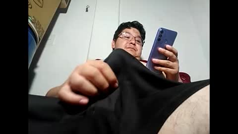 Snapshot of elimposstor chatting on 6, 2, 2025 elimposstor online show from 6, 2, 2025