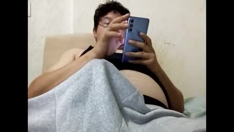 Snapshot of elimposstor chatting on 14, 10, 2025 elimposstor online show from 14, 10, 2025