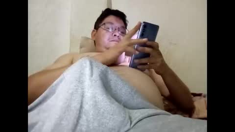 Snapshot of elimposstor chatting on 5, 11, 2025 elimposstor online show from 5, 11, 2025