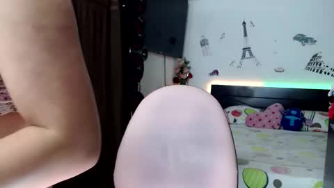 Snapshot of elinaax chatting on 7, 3, 2025 Elina online show from 7, 3, 2025