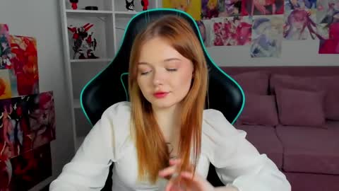 elinavale online show from 21, 4, 2026