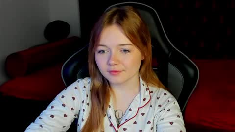 elinavale online show from 28, 4, 2026