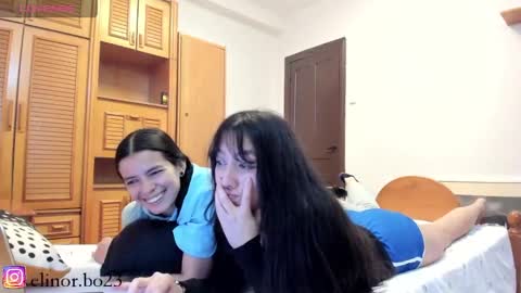 paula  onlyfns          online show from 13, 1, 2025