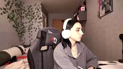 Milica online show from 19, 6, 2026