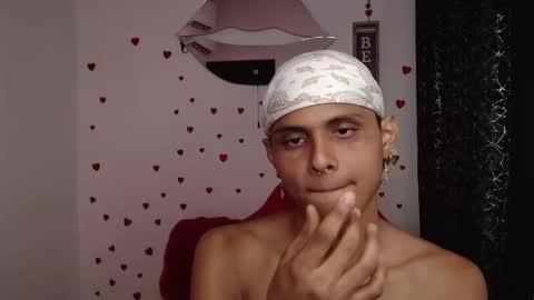 Snapshot of elio_fox chatting on 21, 3, 2026 elio_fox online show from 21, 3, 2026