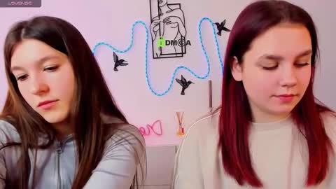 elis_sunny online show from 9, 3, 2026