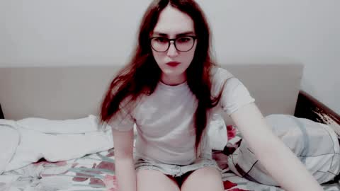 Snapshot of elisa_2001 chatting on 25, 5, 2026 Liza online show from 25, 5, 2026
