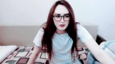 Snapshot of elisa_2001 chatting on 4, 6, 2026 Liza online show from 4, 6, 2026