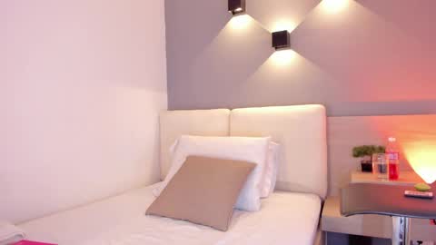 Elisa online show from 25, 4, 2026