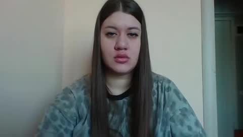 Aletta Oushen online show from 25, 1, 2025