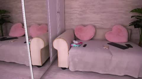 elisabeth_jason online show from 19, 7, 2026