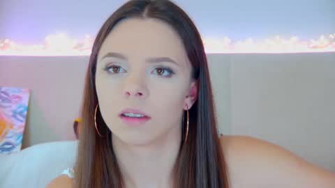 ElisabethDavis online show from 24, 2, 2025