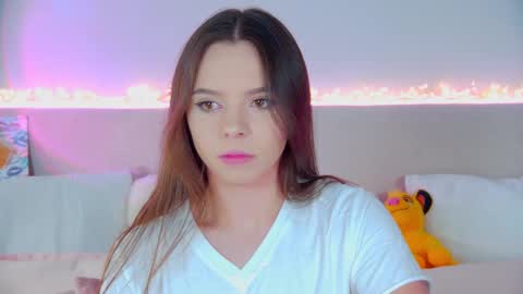 ElisabethDavis online show from 1, 3, 2025