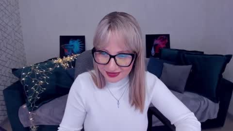 Elisabeth online show from 21, 2, 2025