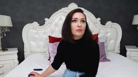 Krissy online show from 29, 10, 2025