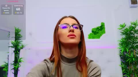 ElisaCharm online show from 18, 11, 2025