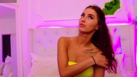 ElisaCharm online show from 12, 6, 2026