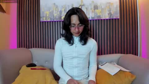 Elisa Sue online show from 22, 4, 2026