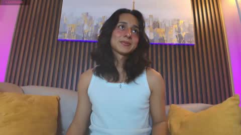 Snapshot of elisasue chatting on 5, 6, 2026 Elisa Sue online show from 5, 6, 2026