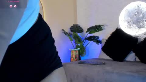 Elise diamond online show from 8, 3, 2025