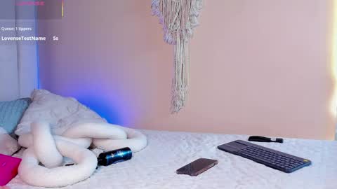 Elise diamond online show from 23, 4, 2026