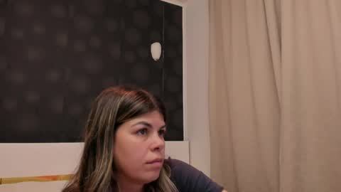 Elly online show from 19, 4, 2026