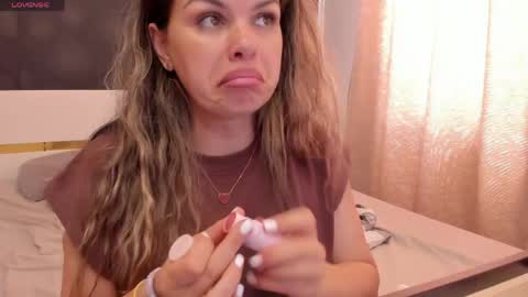 Snapshot of elisetyler89 chatting on 2, 6, 2026 Elly online show from 2, 6, 2026