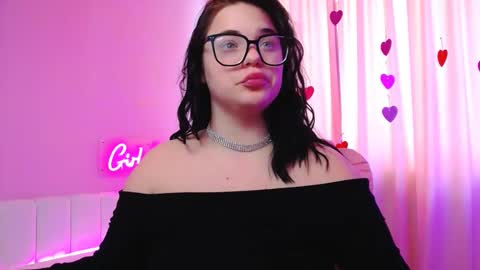 Snapshot of elissstoun chatting on 15, 2, 2025 ElissStoun online show from 15, 2, 2025