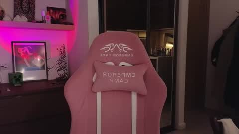 Elizabeth online show from 12, 3, 2026