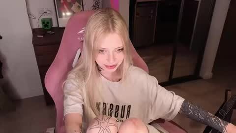 Elizabeth online show from 26, 3, 2026