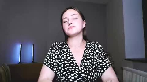 Elizabeth online show from 17, 10, 2025