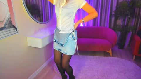 Snapshot of elizabe_th chatting on 16, 2, 2025 Elizabethangel online show from 16, 2, 2025