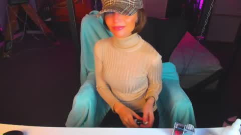 Snapshot of elizabe_th chatting on 6, 3, 2025 Elizabethangel online show from 6, 3, 2025