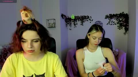 Snapshot of elizabeth_dornan chatting on 4, 7, 2026 Your cute online show from 4, 7, 2026
