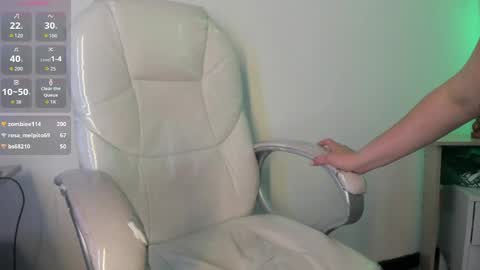 Elizabeth  online show from 5, 4, 2026