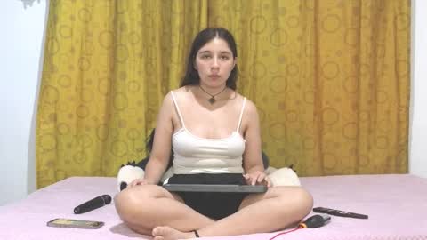 Snapshot of elizabeth_evanz chatting on 28, 1, 2025 elizabeth online show from 28, 1, 2025