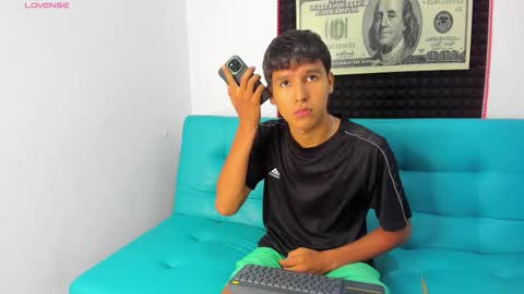 Elizabeth Lamer online show from 18, 11, 2025