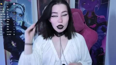 Snapshot of elizabethflowerr chatting on 7, 5, 2026 Eli online show from 7, 5, 2026