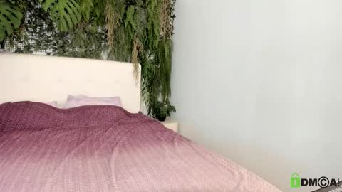 Snapshot of elizanik chatting on 21, 9, 2025 Eliza online show from 21, 9, 2025