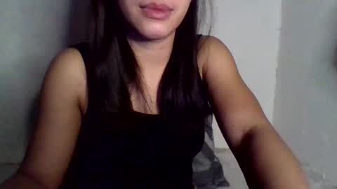 ella_babe25 online show from 27, 3, 2026