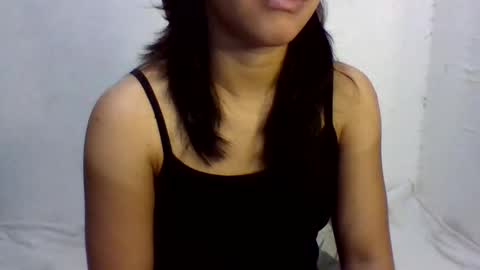 ella_babe25 online show from 27, 4, 2026