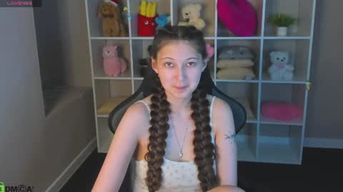 Ella online show from 21, 6, 2026