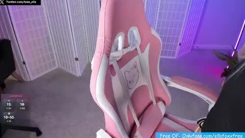 ella_foxx online show from 16, 7, 2026